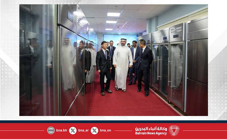 وزير الصناعة والتجارة يفتتح مصنع البحرين لتكنولوجيا المعدات الكهروميكانيكية للتبريد (BRET) في منطقة البحرين العالمية للاستثمار